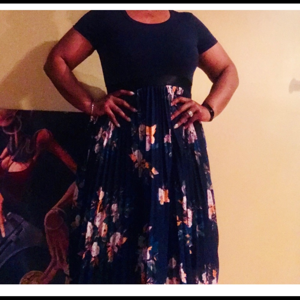 NWOT ModCloth Navy top, floral bottom dress